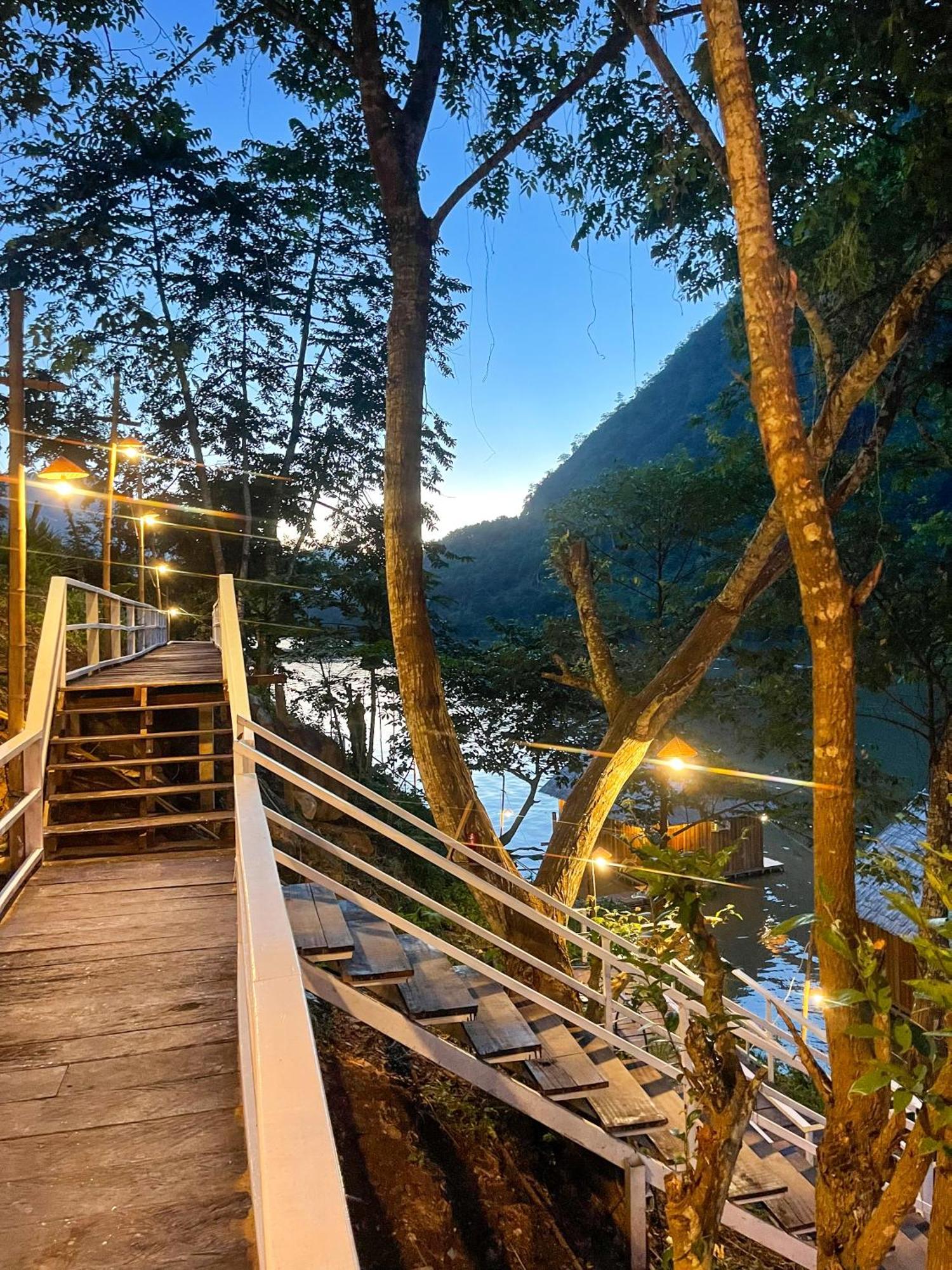 Nongkhiaw The Float House Hotel Luaran gambar